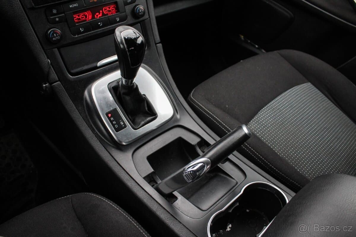 2015 Ford GALAXY - 11
