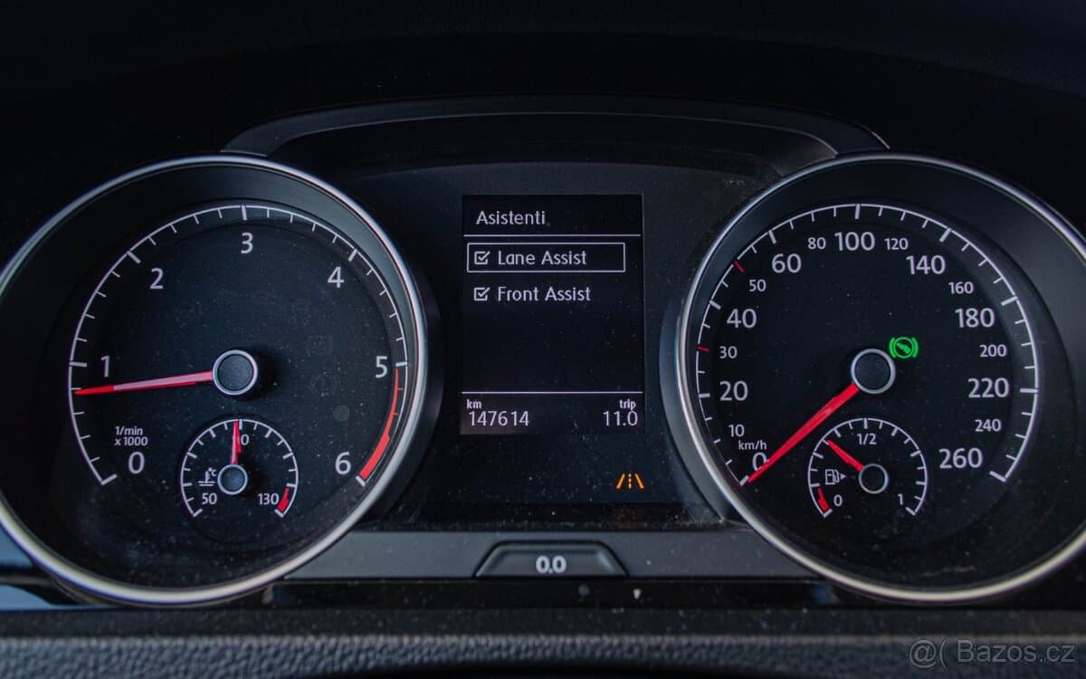 2015 Volkswagen GOLF - 11