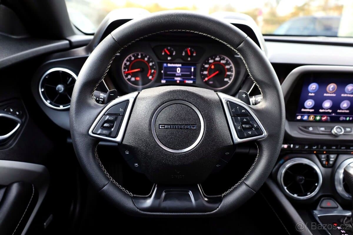 2021 Chevrolet CAMARO - 11