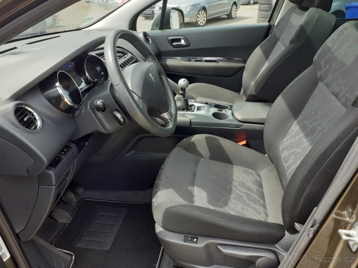 2011 Peugeot 3008 - 11
