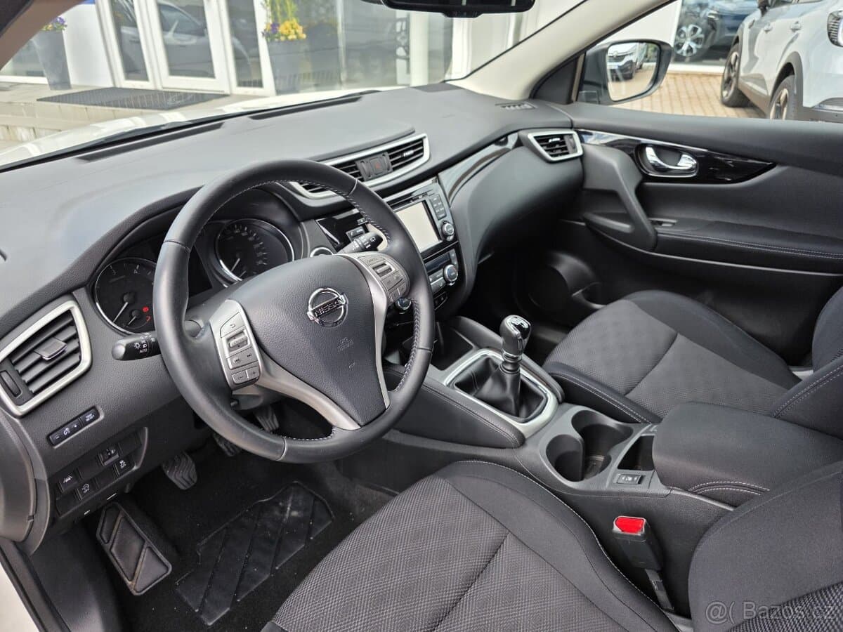 2017 Nissan QASHQAI - 11