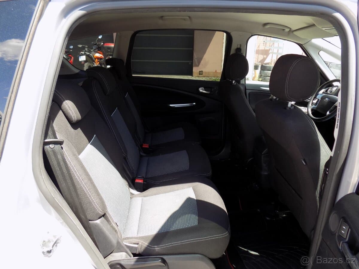 2014 Ford S-MAX - 11