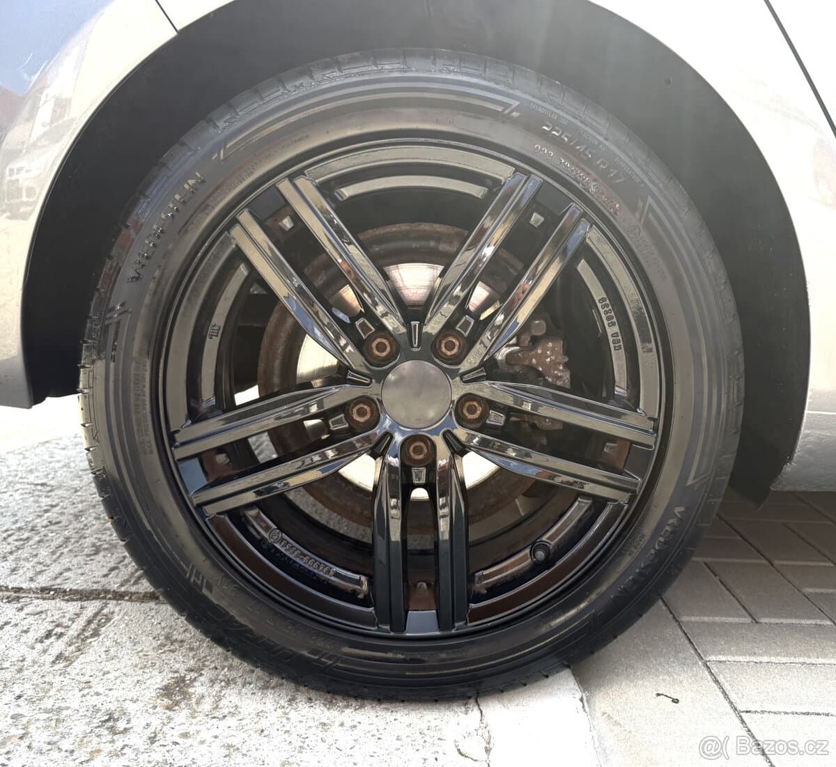2009 Volkswagen GOLF - 11