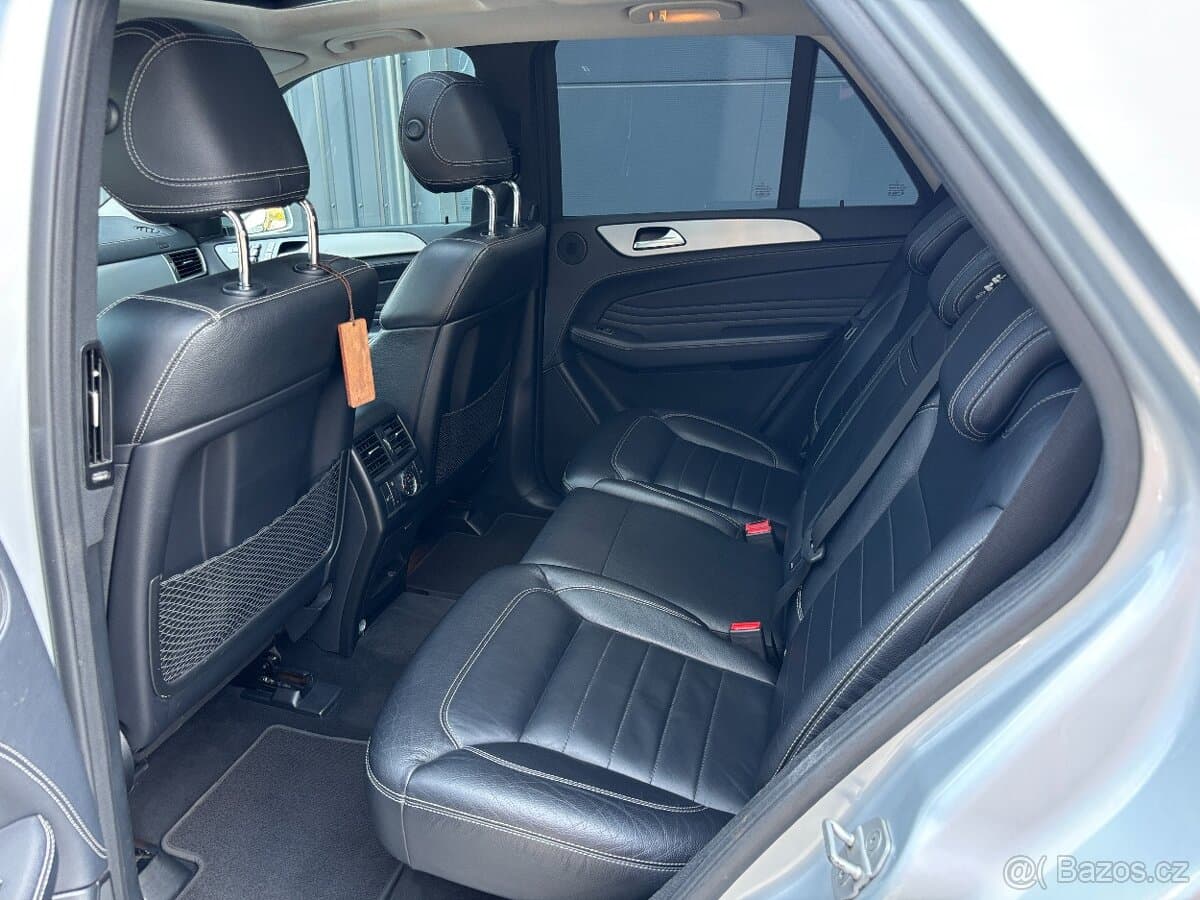2012 Mercedes-Benz M-CLASS - 11