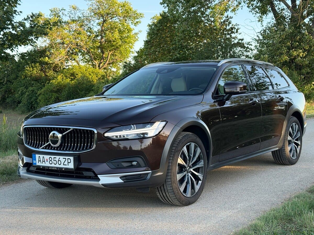 2021 Volvo V90 - 11