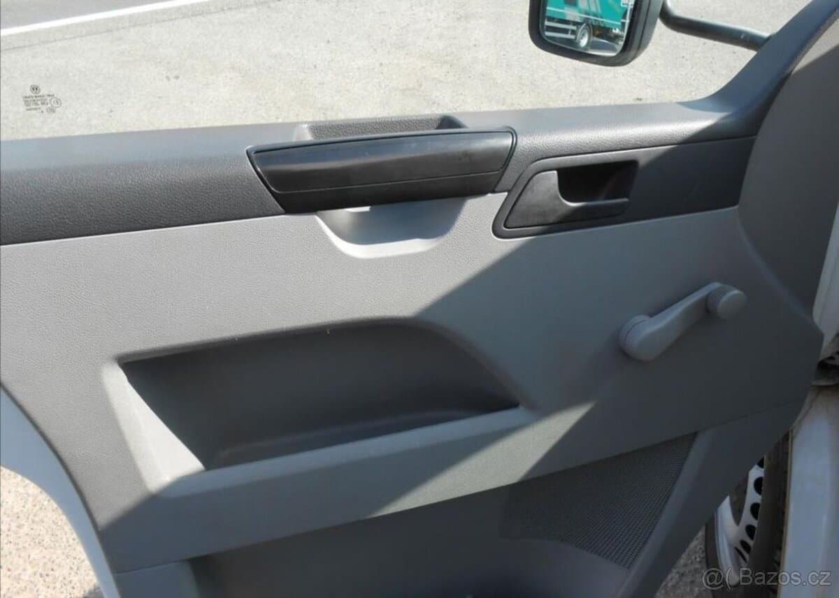 2010 Volkswagen TRANSPORTER - 11