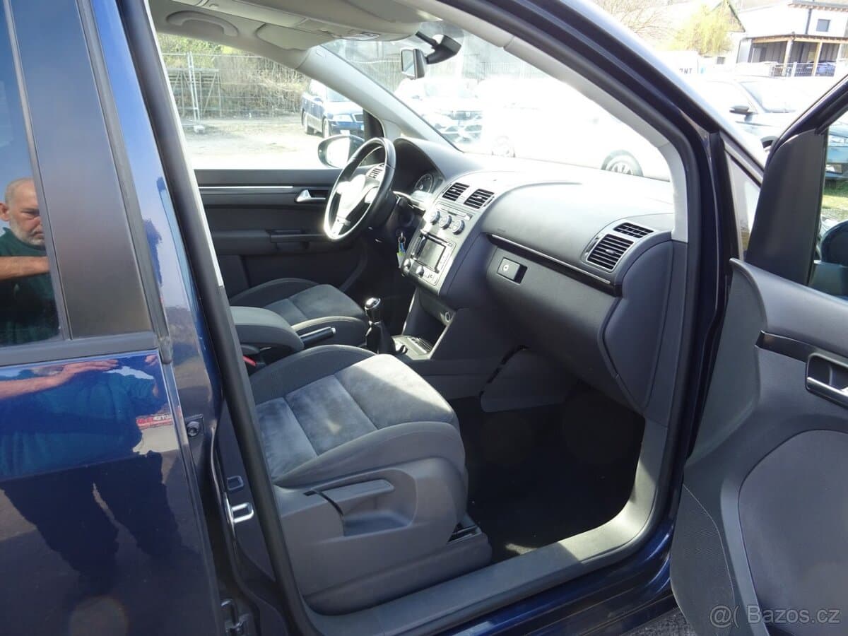 2013 Volkswagen TOURAN - 11