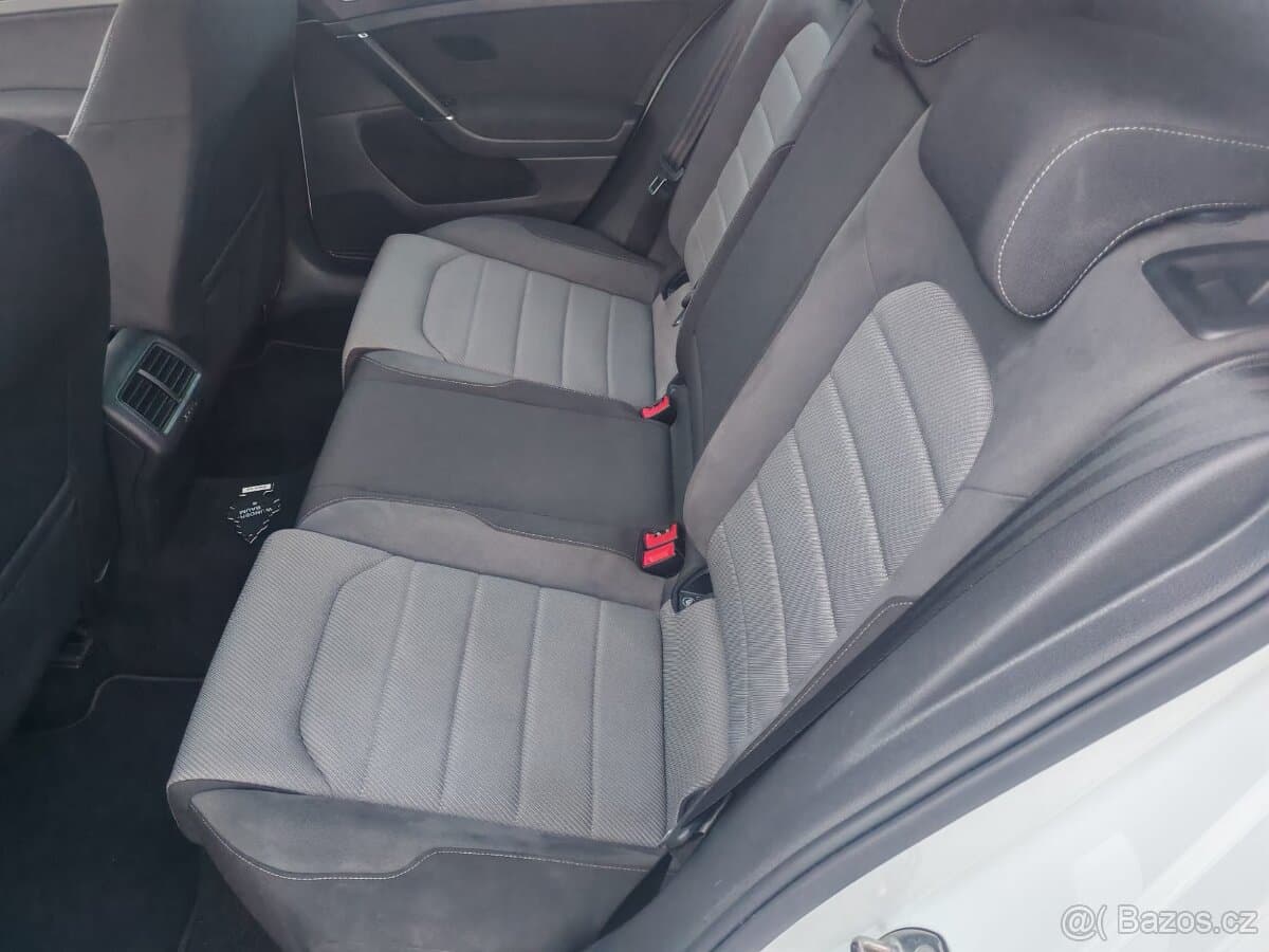 2014 Volkswagen GOLF - 11