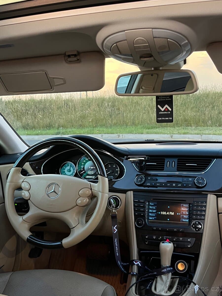 2006 Mercedes-Benz CLS - 11