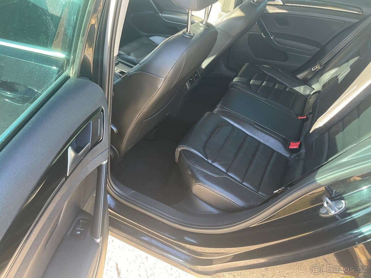 2014 Volkswagen GOLF - 11