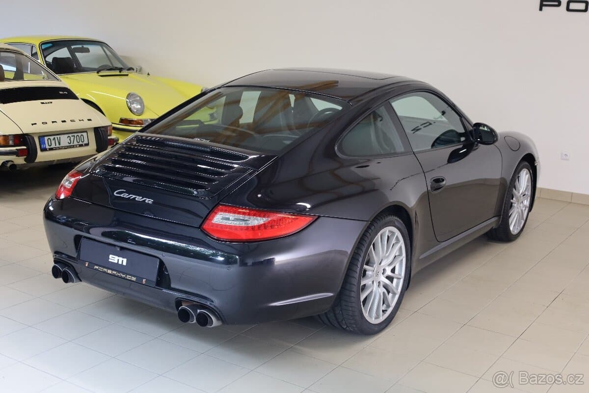 2009 Porsche 911 - 11