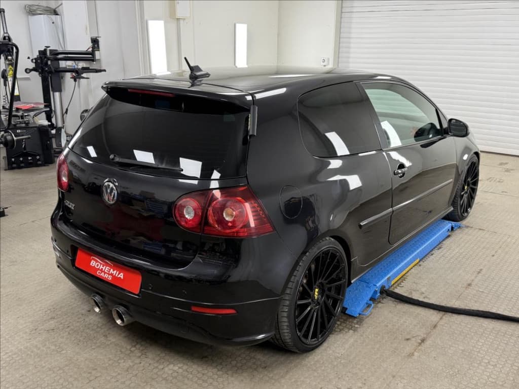 2007 Volkswagen GOLF - 11