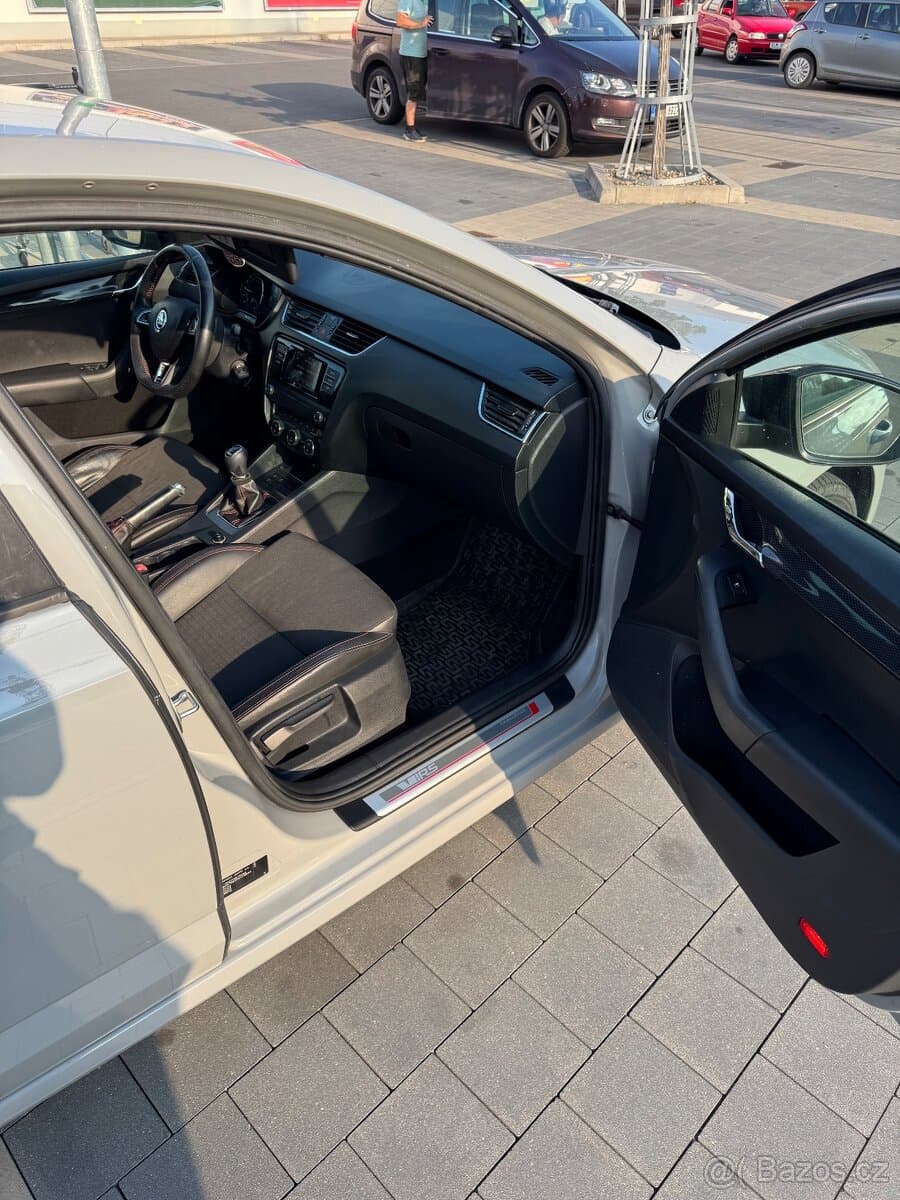 2015 Škoda OCTAVIA - 11