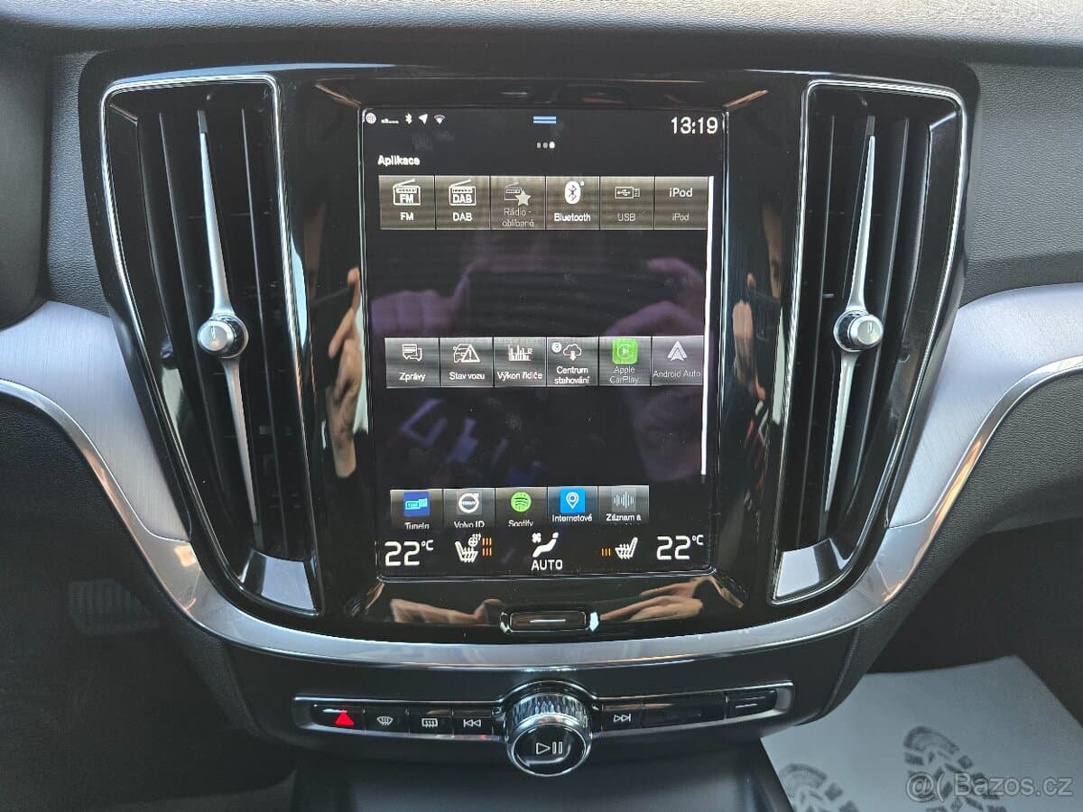 2021 Volvo V60 - 11