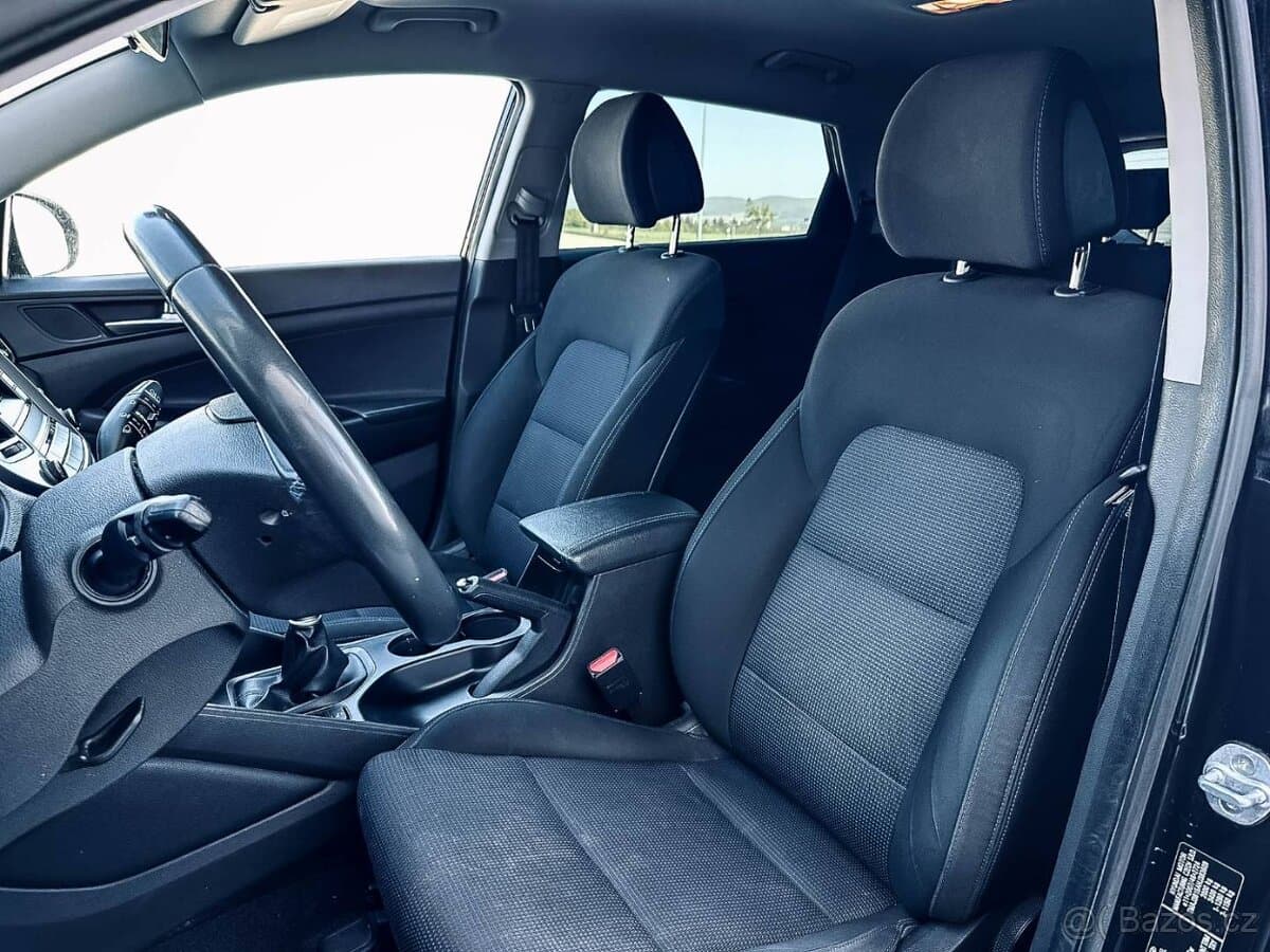 2017 Hyundai TUCSON - 11