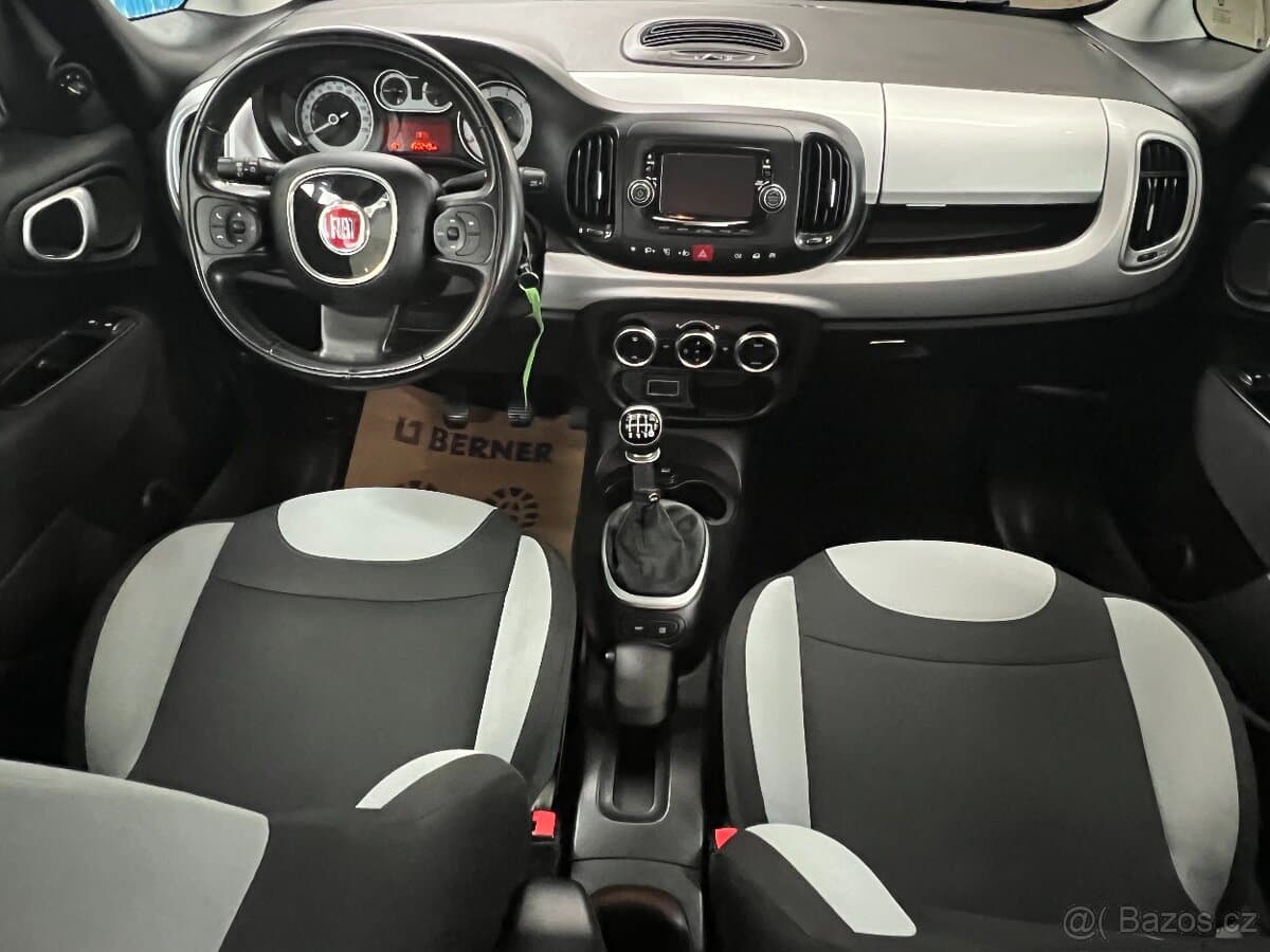 2017 Fiat 500 - 11