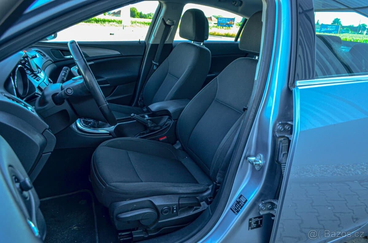 2009 Opel INSIGNIA - 11