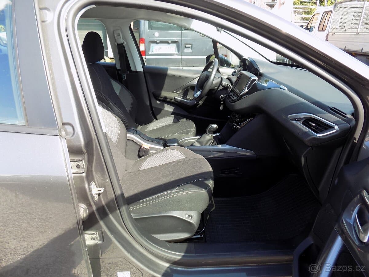 2018 Peugeot 2008 - 11