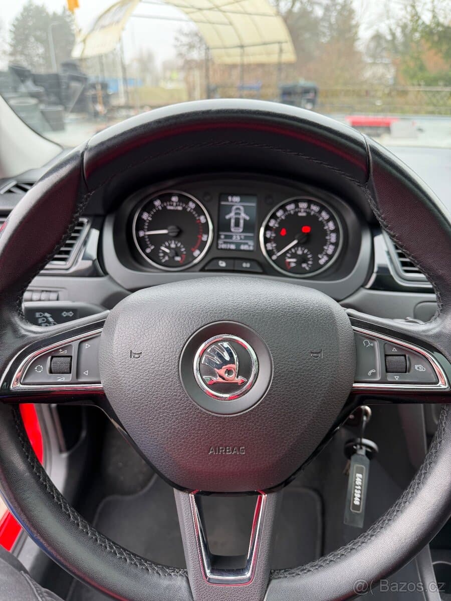 2014 Škoda RAPID - 11