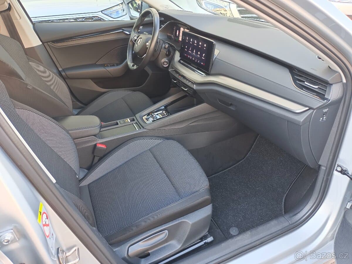 Škoda OCTAVIA - 11