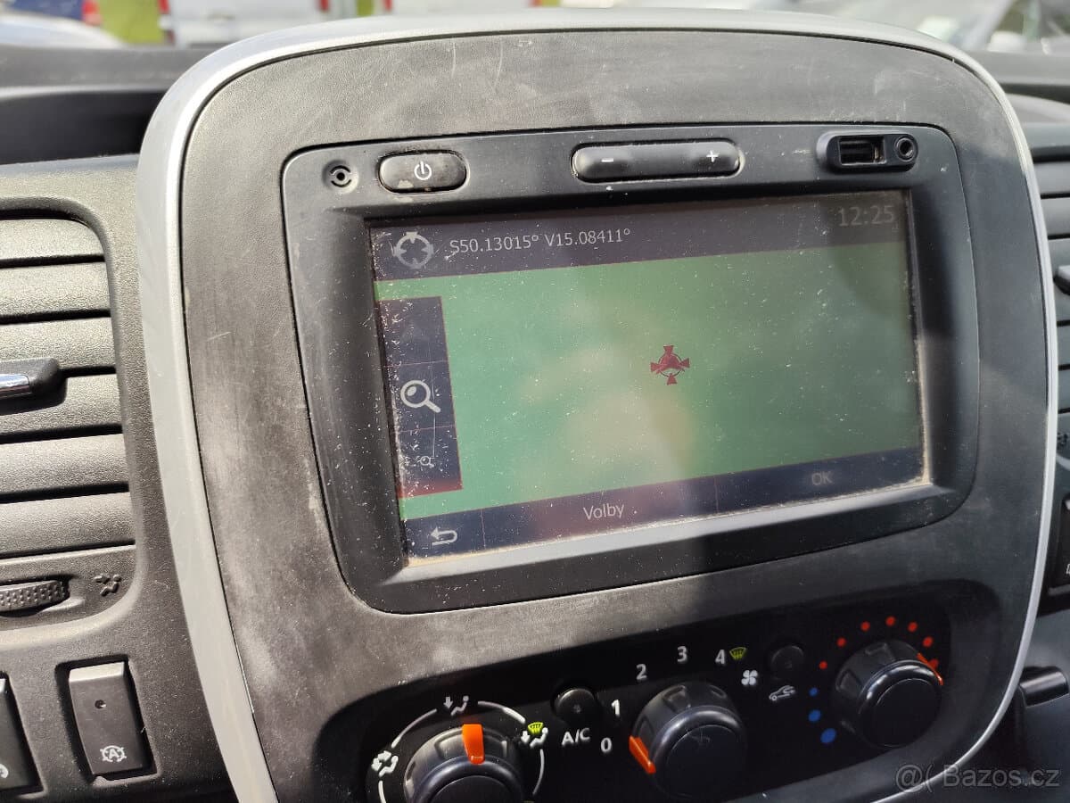 2016 Renault TRAFIC - 11