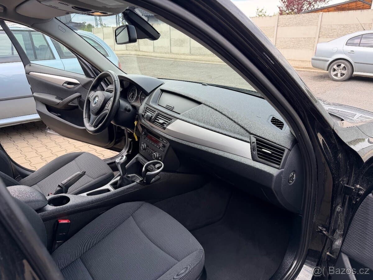 2011 BMW X1 - 11