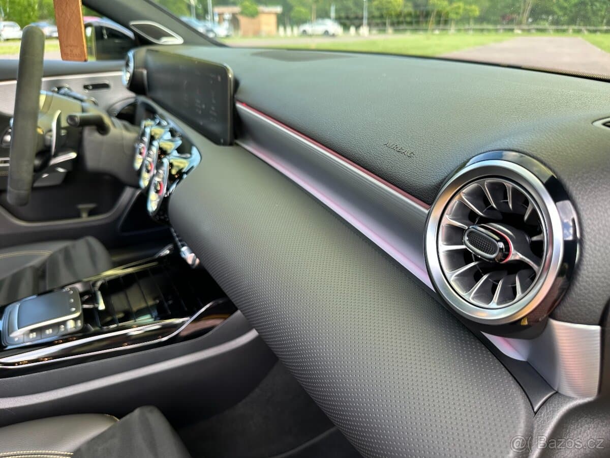 2021 Mercedes-Benz OSTATNÍ - 11