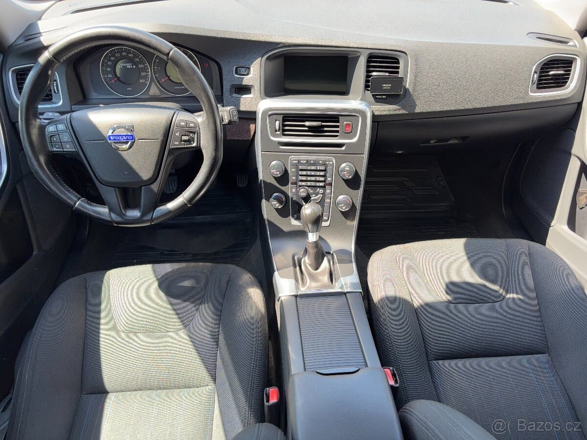 2012 Volvo V60 - 11
