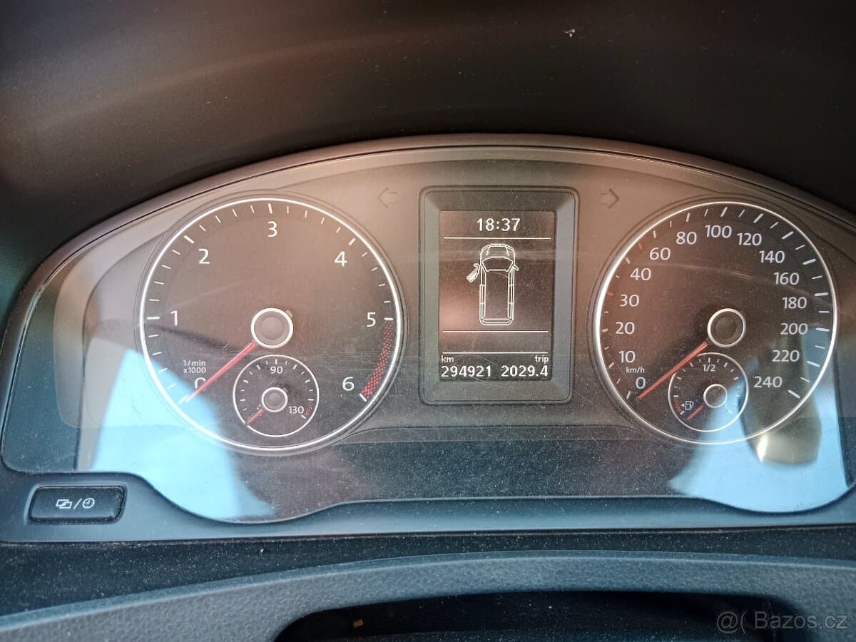 2014 Volkswagen MULTIVAN - 11