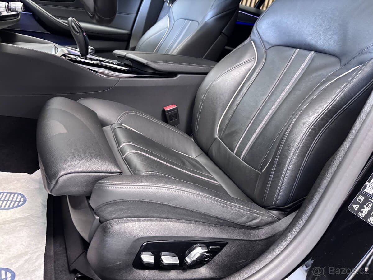 2024 BMW 5-SERIES - 11