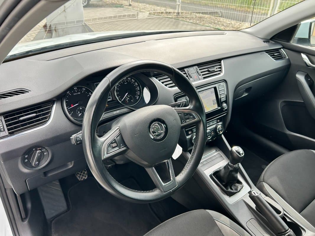 2016 Škoda OCTAVIA - 11