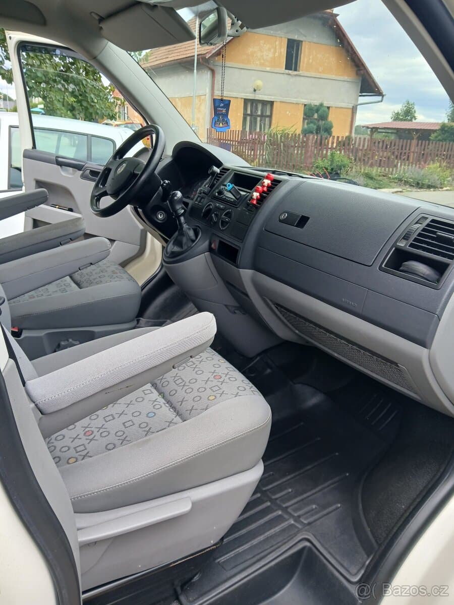2008 Volkswagen TRANSPORTER - 11