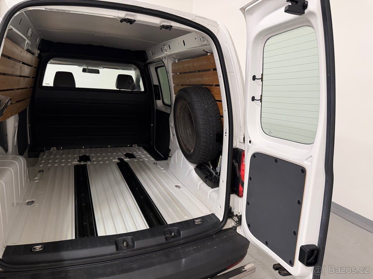 2020 Volkswagen CADDY - 11