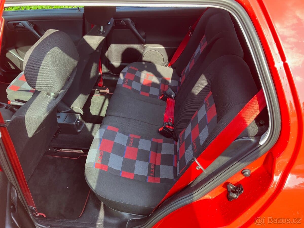 1996 Volkswagen GOLF - 11