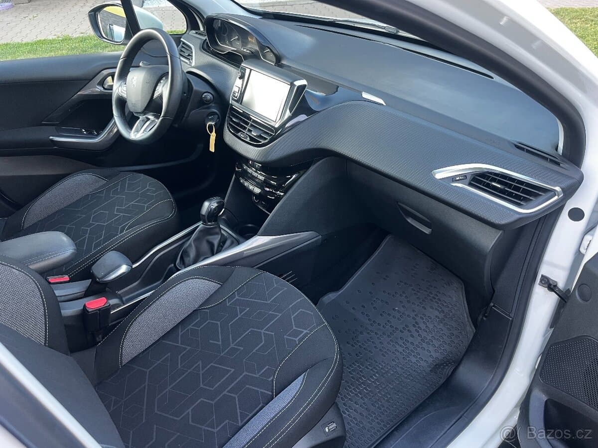 2016 Peugeot 2008 - 11