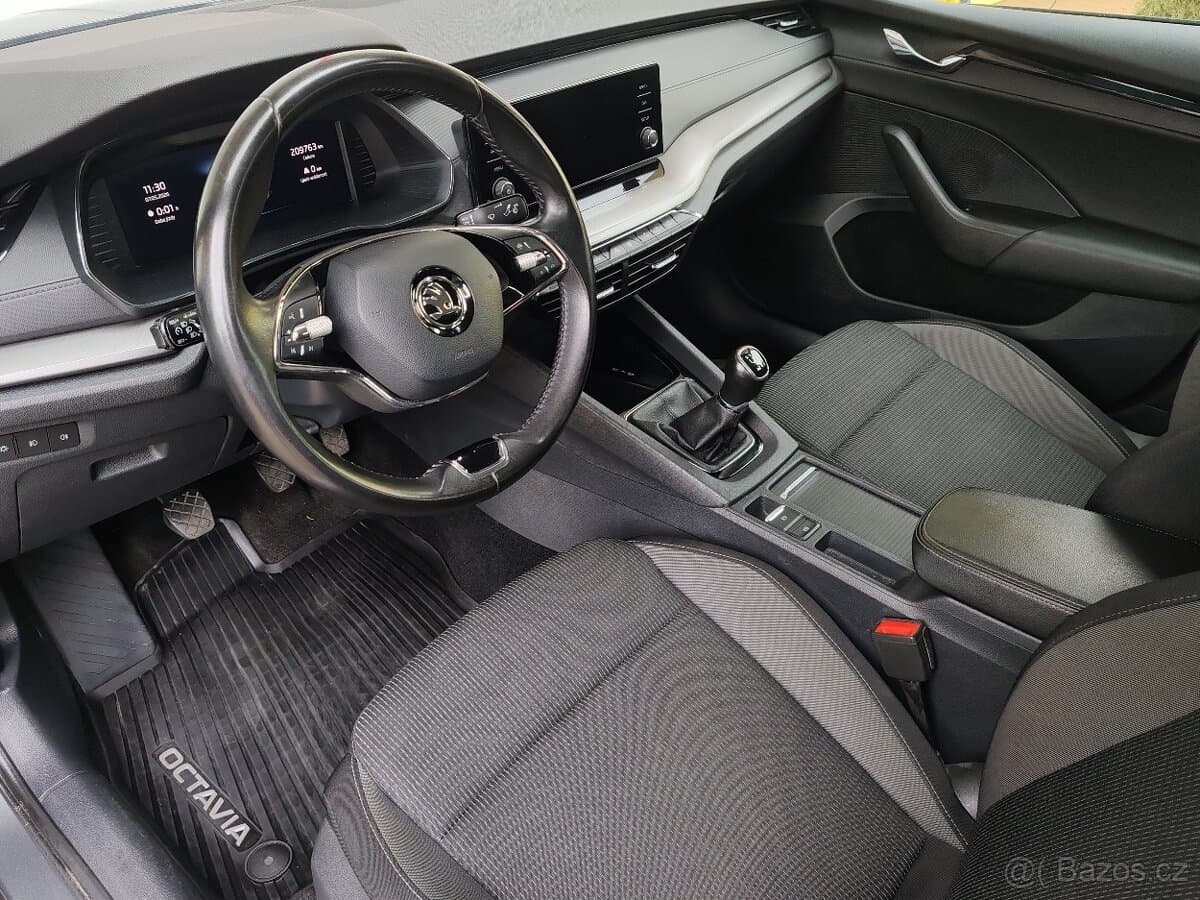2022 Škoda OCTAVIA - 11