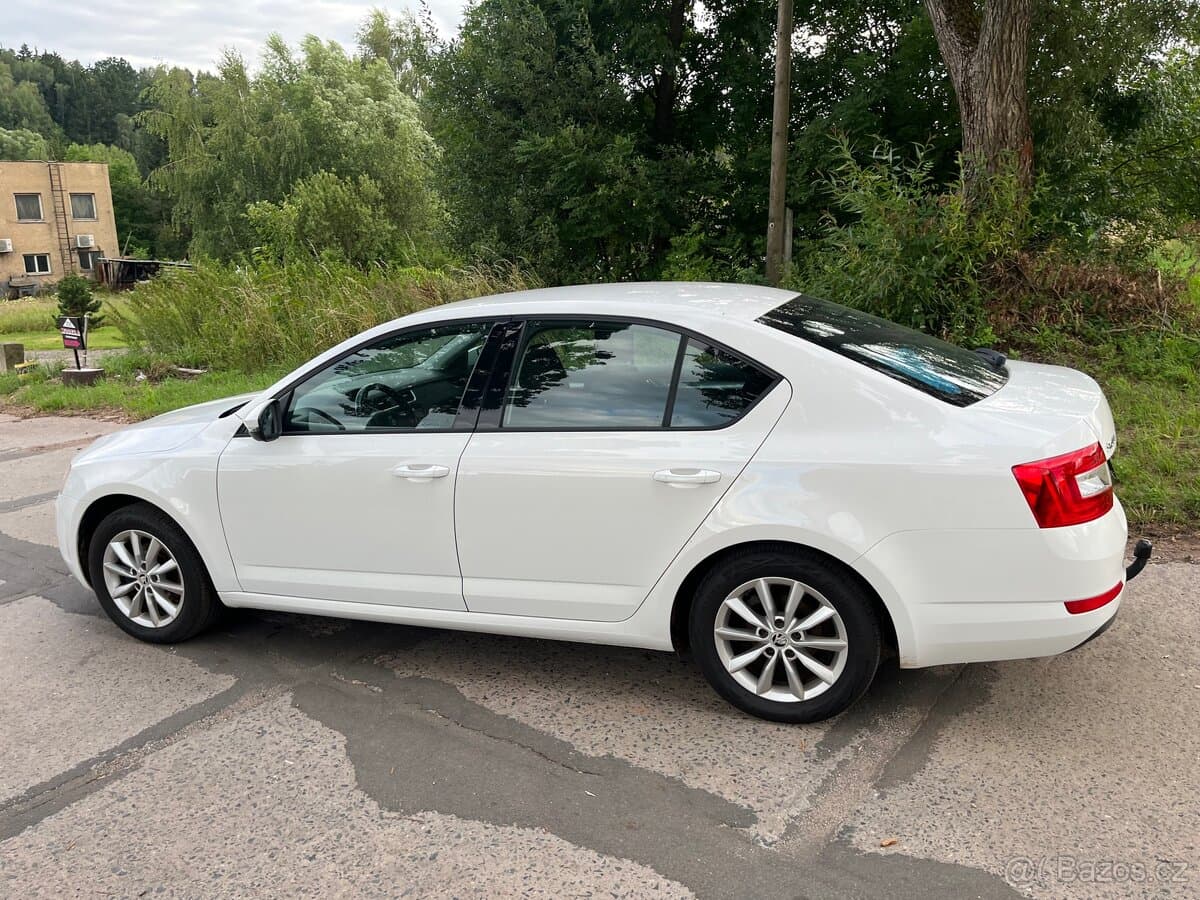 Škoda OCTAVIA - 11
