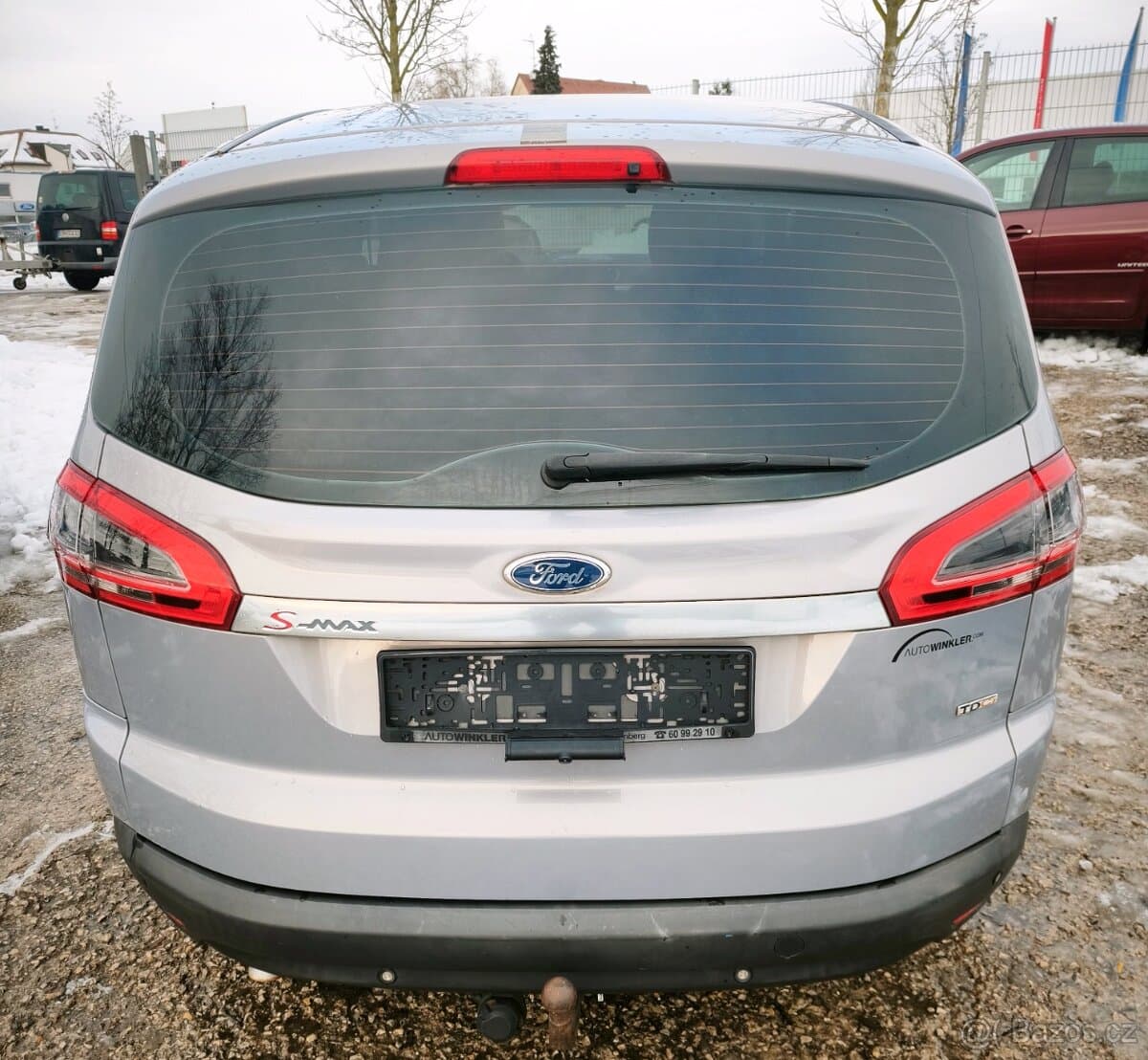 2011 Ford S-MAX - 11