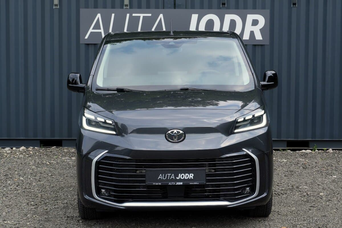 2025 Toyota PROACE - 11