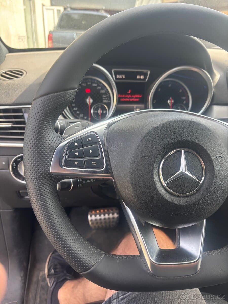 2016 Mercedes-Benz GLE - 11