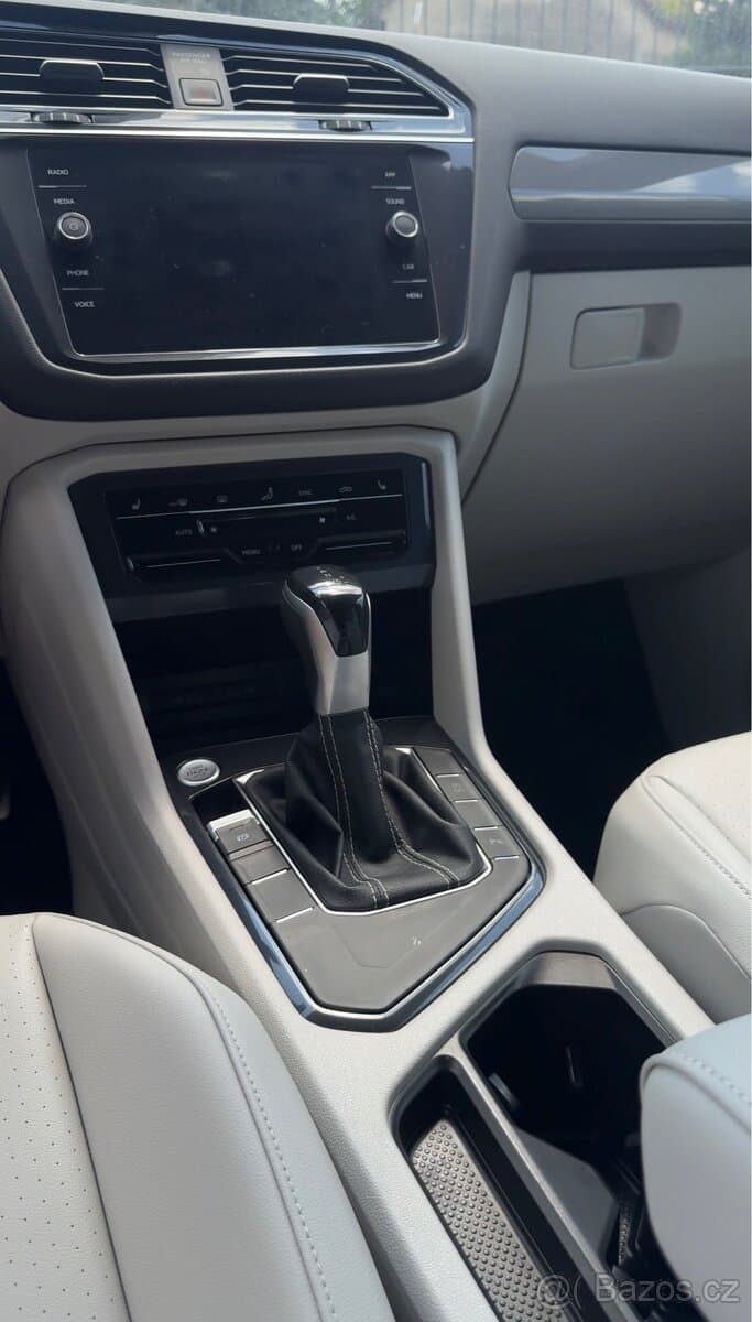 2023 Volkswagen TIGUAN - 11