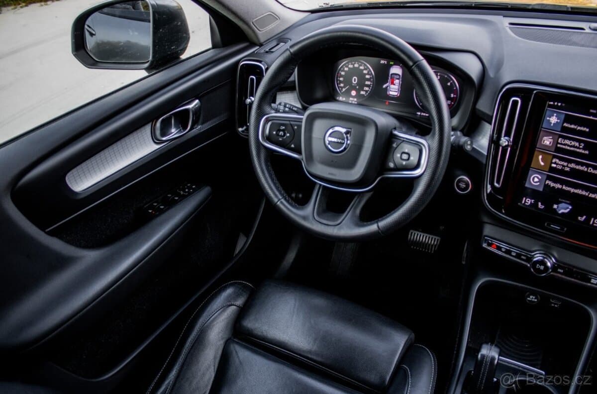 2018 Volvo XC40 - 11