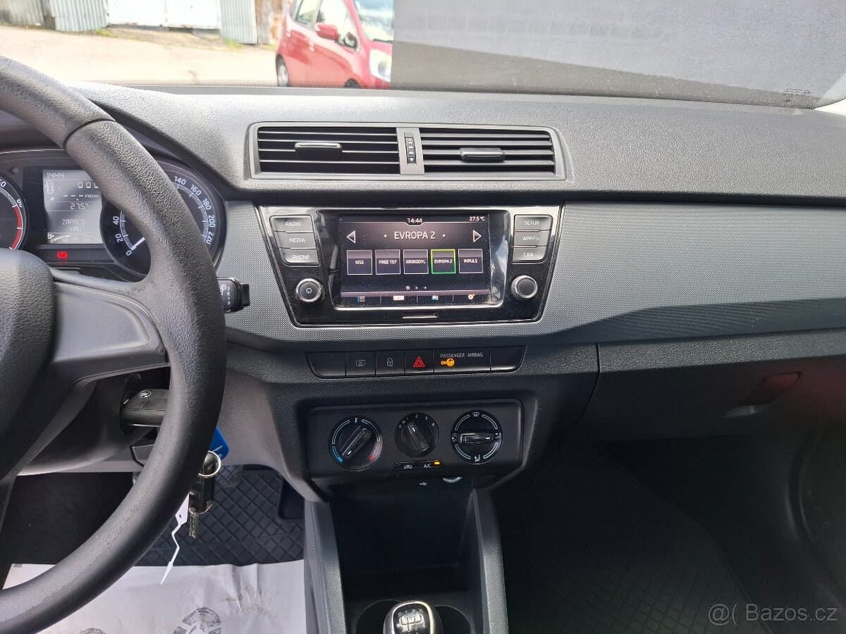 2020 Škoda FABIA - 11