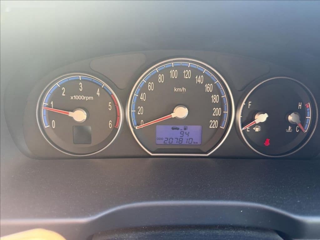 2006 Hyundai SANTA FE - 11
