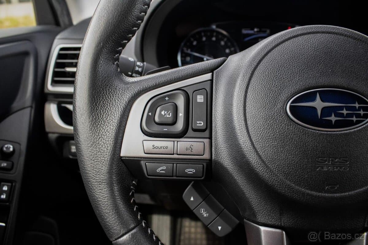 2016 Subaru FORESTER - 11