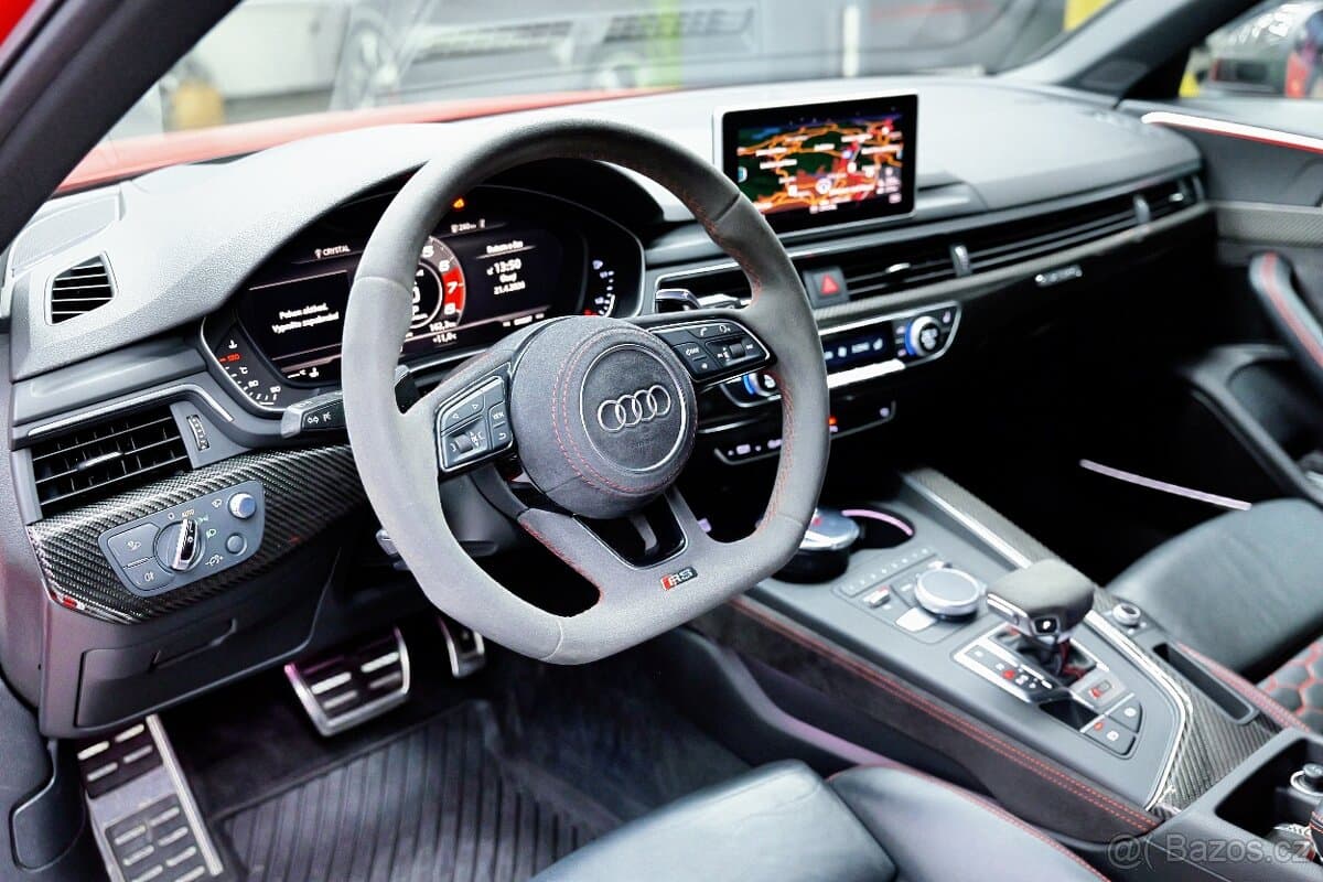 2017 Audi RS4 - 11