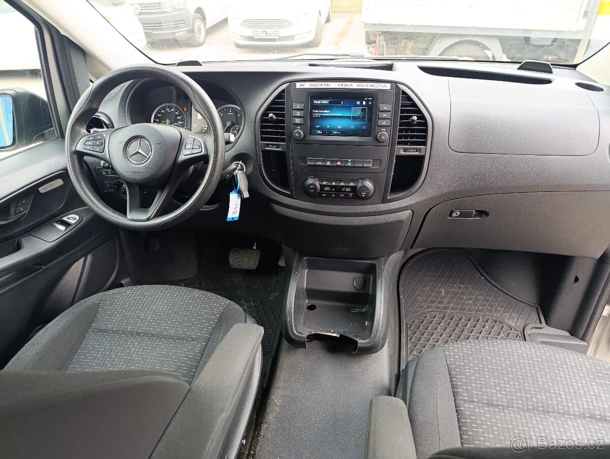 2021 Mercedes-Benz VITO - 11