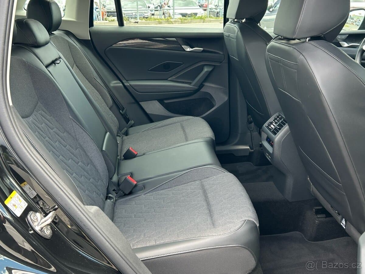 Volkswagen TIGUAN - 11