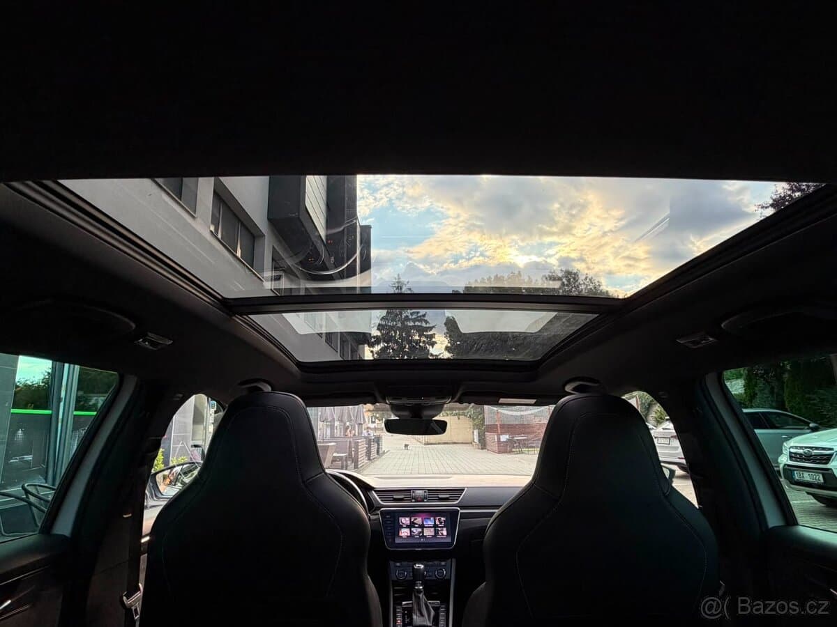 2019 Škoda SUPERB - 11