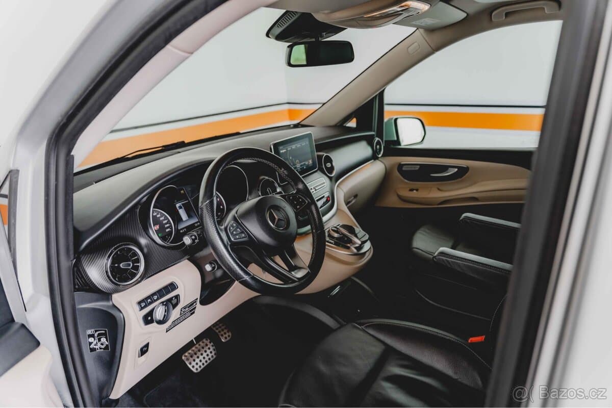 2020 Mercedes-Benz OSTATNÍ - 11